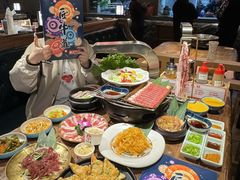 -明洞阿姨·韩式酱蟹烤肉·创意料理(三元桥店)