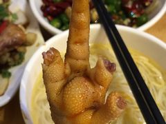 秘制鸡爪爪-二孃鸡爪爪(东郊记忆店)