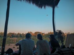 -乌托邦酒吧和餐厅