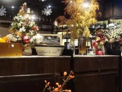 -Carbon莫卡哆·意大利复古集市餐厅(杭州大厦店)