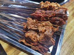 -灌县老妈砂锅串串香(万科红生活广场店)
