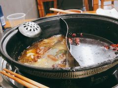 -灌县老妈砂锅串串香(万科红生活广场店)