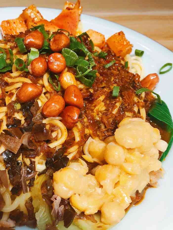 怪面成都-"[薄荷]环境:这家小店是师妹带我过来的."-大众点评移动版