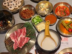 -草家酱蟹炭火烤肉店(珲春南路一店)