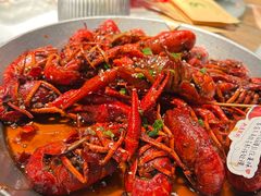 -巴厘龙虾·榜首油焖大虾(音乐学院·沿江酒馆店)