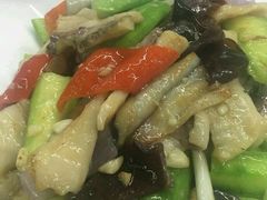 -年辉渔村·非遗传承餐厅(新丰江店)
