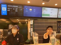 -茶理宜世(广州南站（站内）3楼B17检票口店)