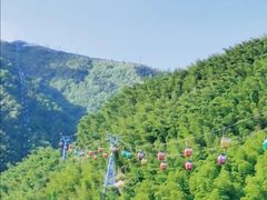 -浙东第一尖雪山欢乐谷