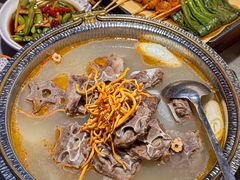 -冶建镜子·老南昌大排档·江西虾王(总店)