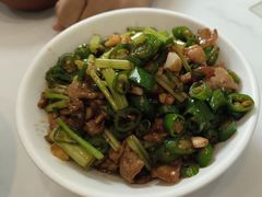 -独一佳老胡湘菜馆(矿山路店)
