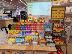 -LOG-ON(海港城店)