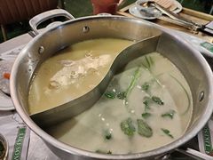 -禄婶鸡煲·打边炉