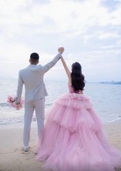 -莫兰迪婚纱摄影