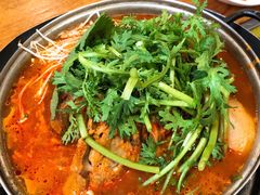 -喇喇排骨火锅·传统韩式脊骨汤(望京西园总店)