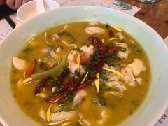 酸菜鱼-食尚胡桃音乐酒馆(滨海店)