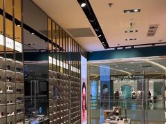 -LensCrafters亮视点(东方新天地店)
