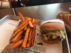 -FATBURGER 特富客汉堡(外交公寓店)