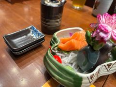 -8PINTS八品脱·日料·烧鸟·精酿小酒馆(莘庄店)