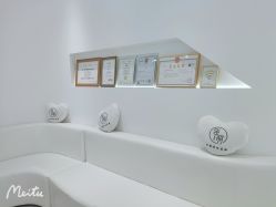 -臣丽纹眉品牌连锁