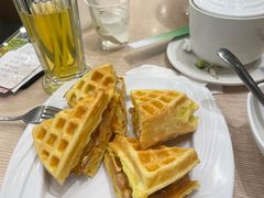 -佰搭果·广式茶餐厅(西华路店)