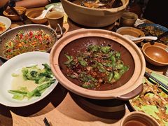 -吃饭皇帝大土家民族菜(正大广场店)