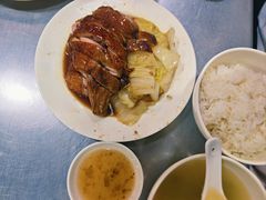 -华香鹅快餐店