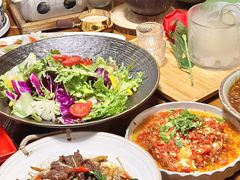 -雀舞云南菜(天津天河城购物中心店)