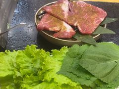 -臻牛烤肉