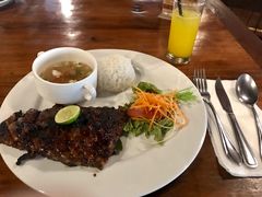 -Pundi Pundi Restaurant