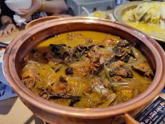 小鸡炖榛蘑-关东小磨东北菜(上海长风大悦城店)