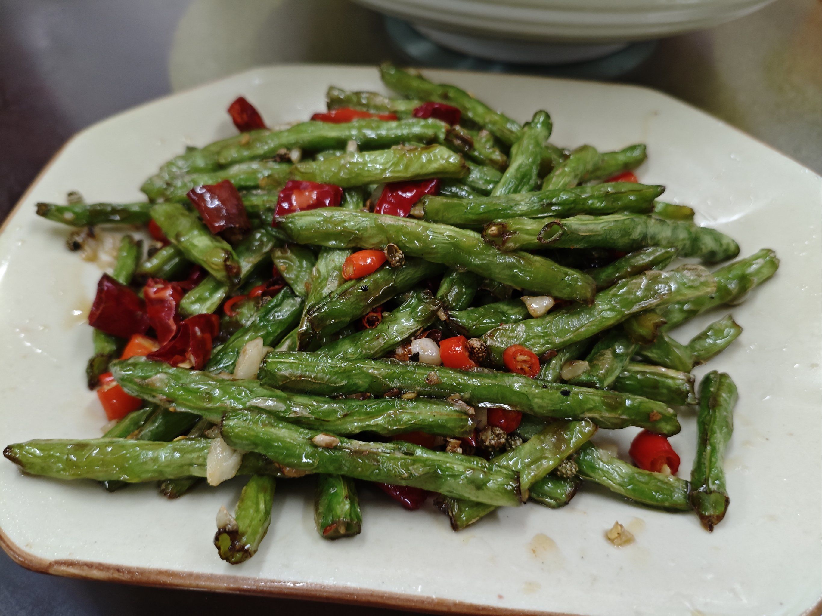 酸菜鱼不香了？太二想卖川菜“自救”