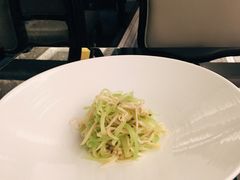 温拌杏鲍菇芥兰-A One Kitchen·南京精菜馆(晶丽酒店店)