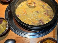 -一朵菌·野生菌探索家火锅(南亚店)