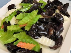 -大连湾旭日·家宴·海肠捞饭(马栏广场店)