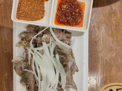 -清真·玛丽亚新疆菜主题餐厅(浙江中路店)