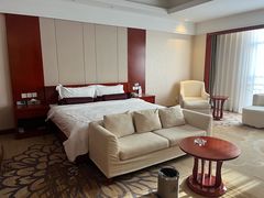 -兴芮温泉度假区