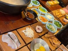 -银米·云南传统过桥米线(双廊黑金冠店)