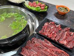-山珍鲜牛肉火锅本地老字号(汕中老店)