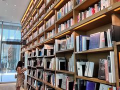 -茑屋书店(天目里店)