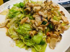 -小船渔村•大连菜•大连焖鱼(黄河路店)