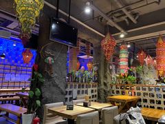 大堂-花腰餐吧Bistro烧烤 傣味(传媒大学店)