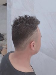 -东秀护肤造型
