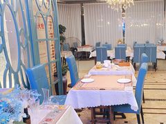 -城堡俄式西餐厅(中央大街索道店)