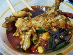 -蛙两只美蛙鱼头火锅(恒茂店)