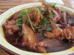 红烧牛蹄-曾牛肉