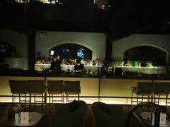 -穹六人间 people 6(岳阳路店)