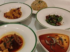 -沁香庭中餐厅·川粤菜(重庆高新假日酒店)