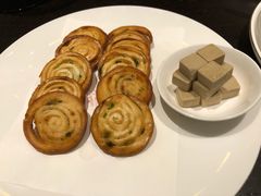 鹅肝酱葱油饼-甄御•海鲜新青岛菜(麦岛店)