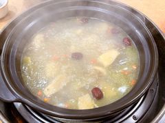 -濠轩阁特色生蚝火锅(水湾路店)