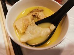 -鲜入围煮花胶鸡海鲜火锅